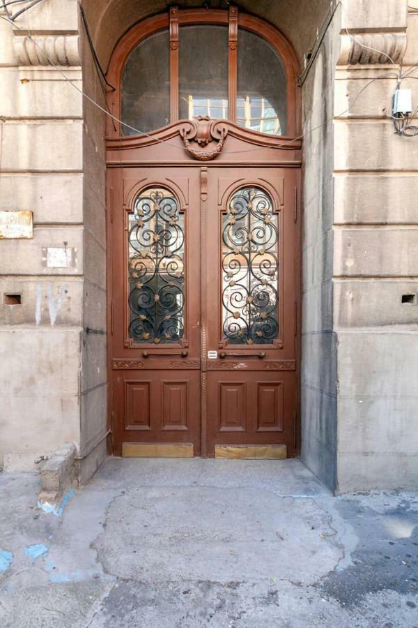 Cozy Studios On Freedom Square Tbilisi ภายนอก รูปภาพ